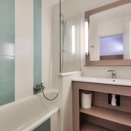 Apartment Saint-raphael Valescure - Maeva - 4 Personnes - Selection Mae-4254 Saint-Raphaël